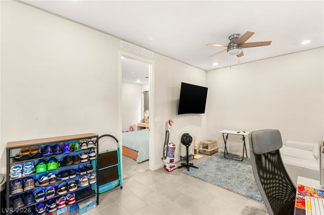 3017 Bounding Home Road, North Las Vegas, NV 89086