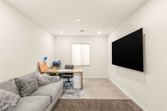 3017 Bounding Home Road, North Las Vegas, NV 89086