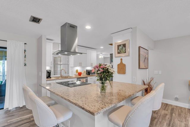 14677 Shadow Wood Lane, Delray Beach, FL 33484