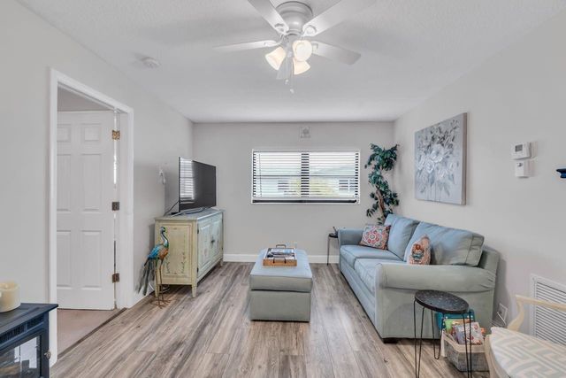 14677 Shadow Wood Lane, Delray Beach, FL 33484