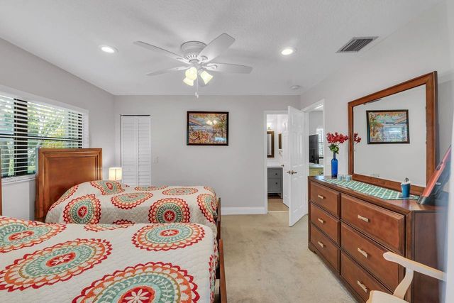 14677 Shadow Wood Lane, Delray Beach, FL 33484