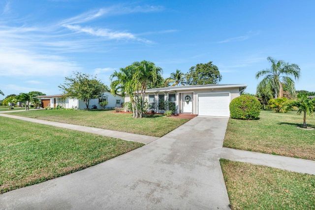 14677 Shadow Wood Lane, Delray Beach, FL 33484