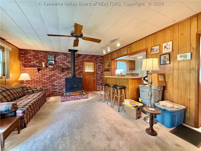 1013 Village Drive, South Charleston, WV 25309