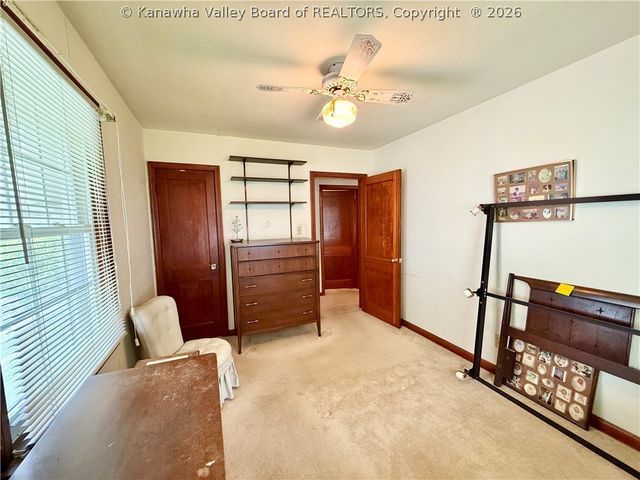 1013 Village Drive, South Charleston, WV 25309