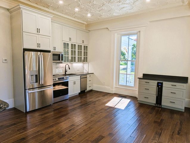 11 Lowell Road 1A, Groton, MA 01450