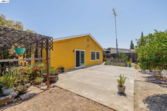 1518 Denali Way, San Jose, CA 95122