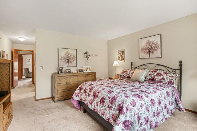 4872 Appletree Lane, Bay City, MI 48706