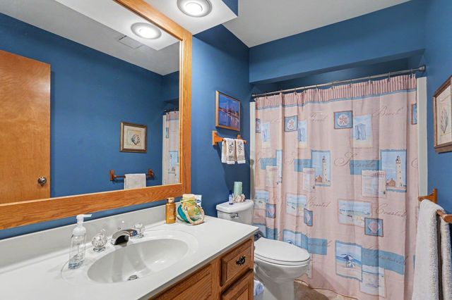 4872 Appletree Lane, Bay City, MI 48706