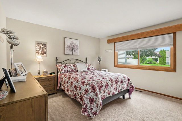 4872 Appletree Lane, Bay City, MI 48706