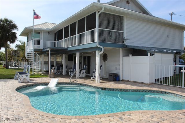 453 Seaworthy RD, North Fort Myers, FL 33903