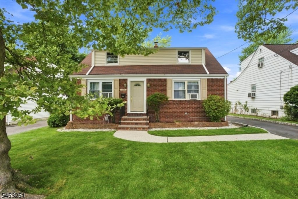 654 Howard St, Teaneck Twp., NJ 07666 — exterior