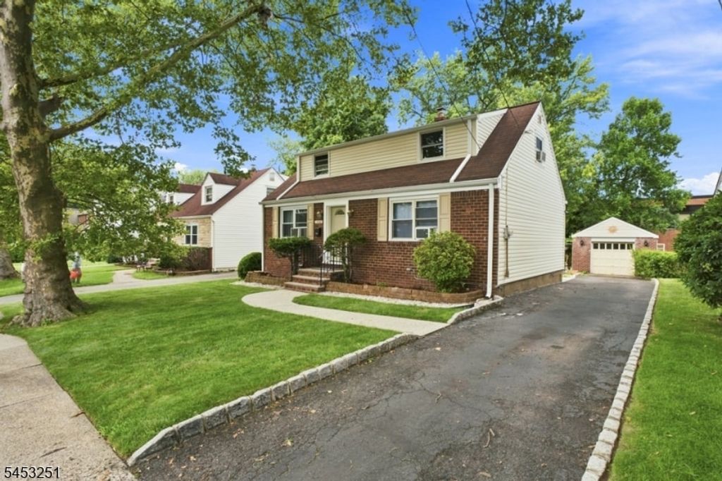654 Howard St, Teaneck Twp., NJ 07666 — photo 2