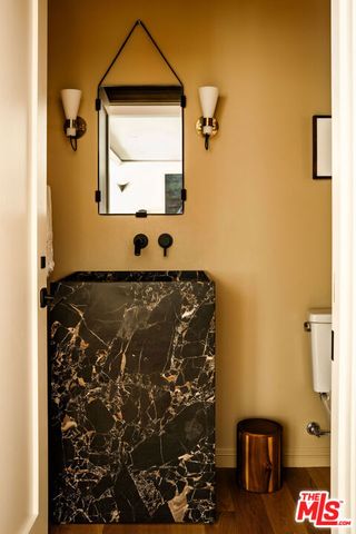 2003 El Cerrito Place, Los Angeles, CA 90068