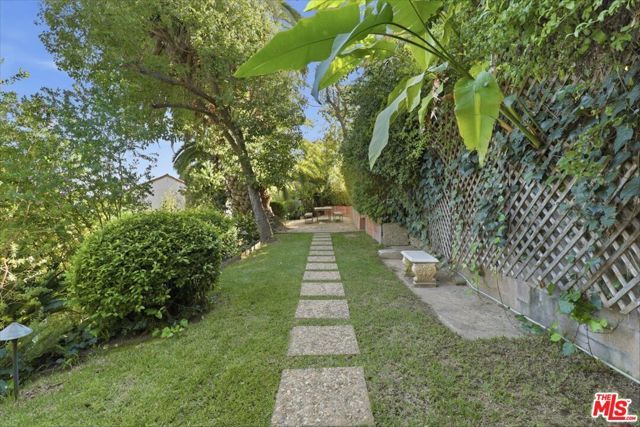 2003 El Cerrito Place, Los Angeles, CA 90068