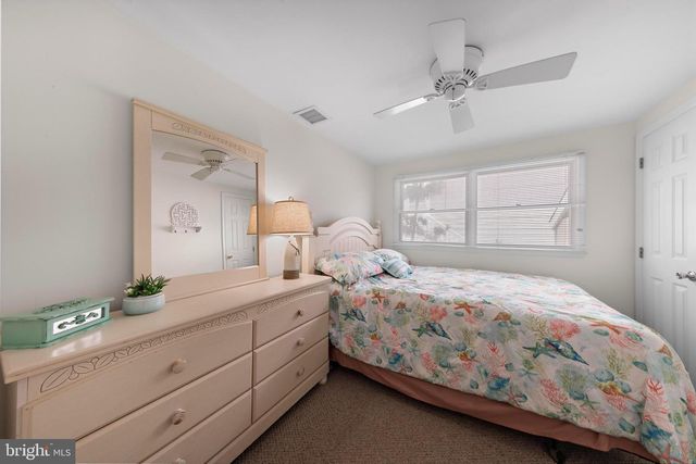 142 E MARYLAND AVE, Long Beach Township, NJ 08008