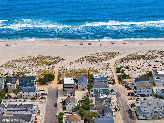 142 E MARYLAND AVE, Long Beach Township, NJ 08008