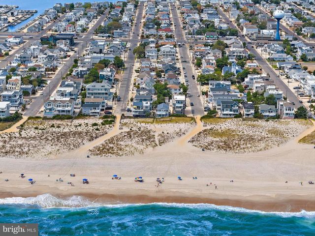 142 E MARYLAND AVE, Long Beach Township, NJ 08008