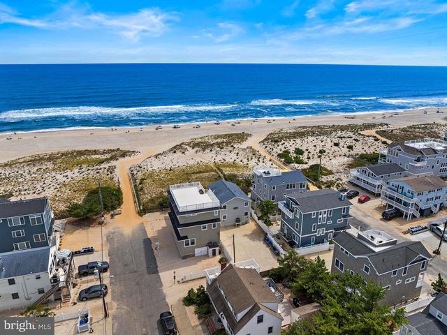 142 E MARYLAND AVE, Long Beach Township, NJ 08008