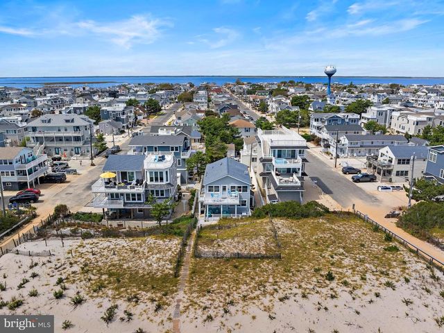 142 E MARYLAND AVE, Long Beach Township, NJ 08008