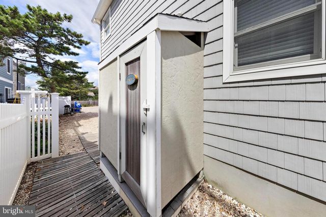 142 E MARYLAND AVE, Long Beach Township, NJ 08008
