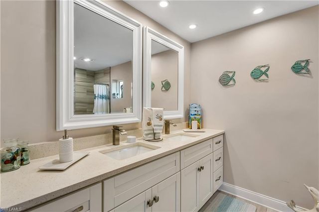 5235 SW 2nd PL, Cape Coral, FL 33914