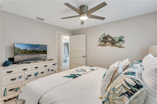 5235 SW 2nd PL, Cape Coral, FL 33914