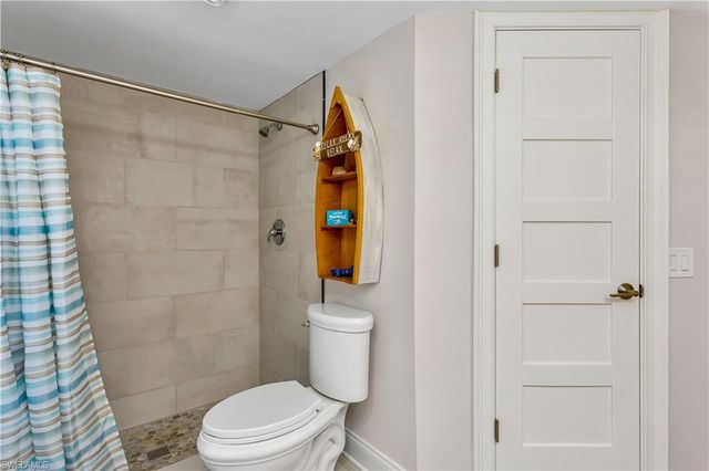 5235 SW 2nd PL, Cape Coral, FL 33914