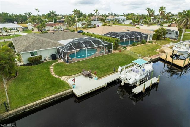 5235 SW 2nd PL, Cape Coral, FL 33914