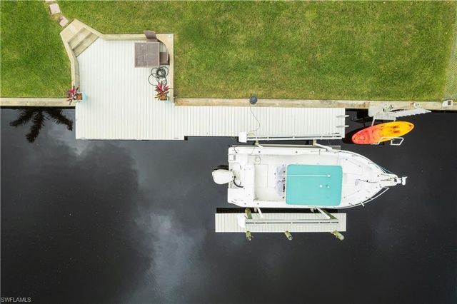 5235 SW 2nd PL, Cape Coral, FL 33914