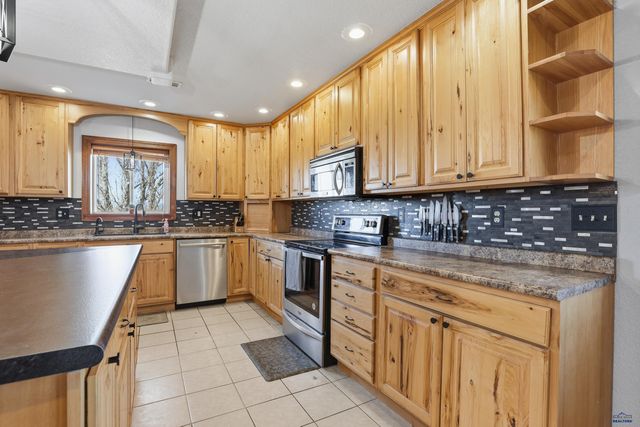 21665 GALAXY PL, Piedmont, SD 57769