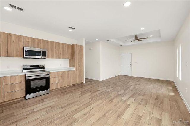 2913 E Israel Avenue, Alton, TX 78573