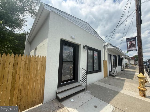 212 S BLACK HORSE PIKE, Blackwood, NJ 08012