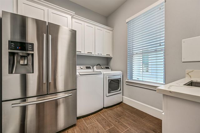 3839 Periwinkle, Galveston, TX 77554