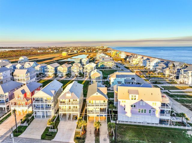 3839 Periwinkle, Galveston, TX 77554