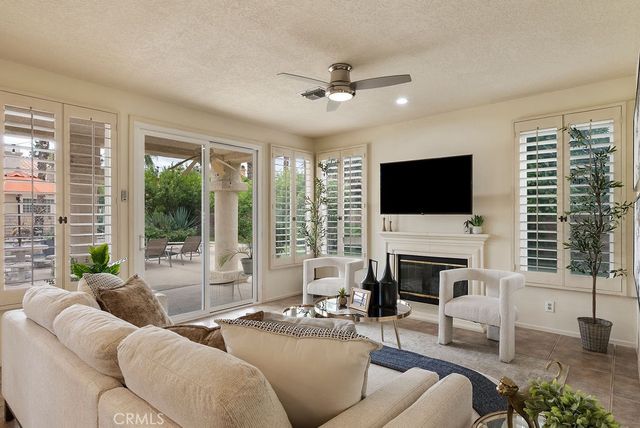 368 Oakmont, Palm Desert, CA 92211