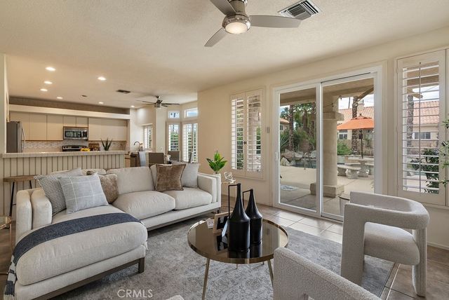 368 Oakmont, Palm Desert, CA 92211