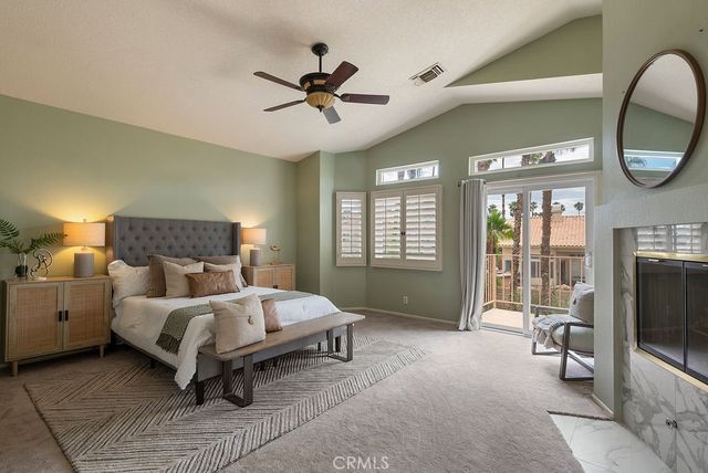 368 Oakmont, Palm Desert, CA 92211