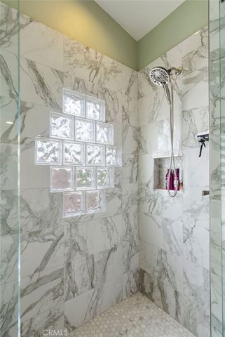 368 Oakmont, Palm Desert, CA 92211