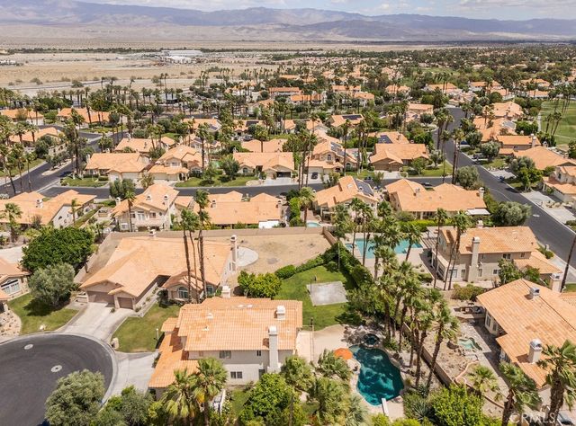 368 Oakmont, Palm Desert, CA 92211