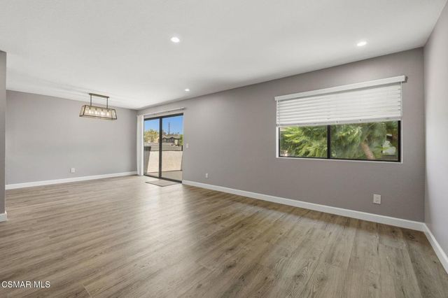 150 E Los Angeles Avenue 308, Moorpark, CA 93021