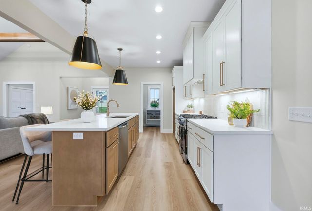 9942 Gala Cove, Fort Wayne, IN 46835