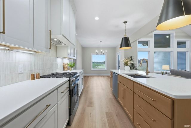 9942 Gala Cove, Fort Wayne, IN 46835