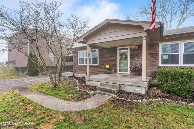 139 6th Ave, Shepherdsville, KY 40165