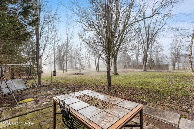 139 6th Ave, Shepherdsville, KY 40165