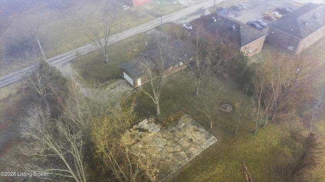 139 6th Ave, Shepherdsville, KY 40165