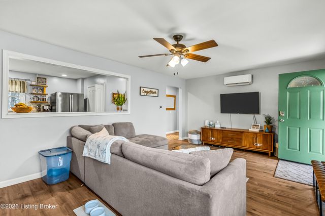 139 6th Ave, Shepherdsville, KY 40165