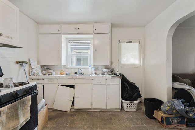 713 Sally Street, Hollister, CA 95023