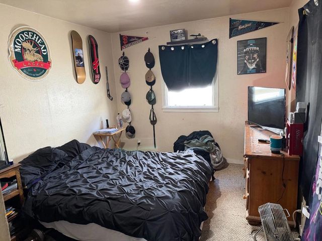 713 Sally Street, Hollister, CA 95023