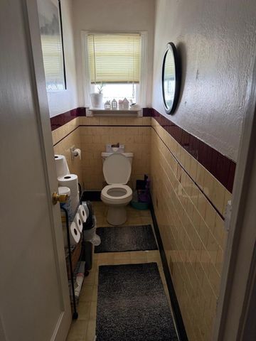 713 Sally Street, Hollister, CA 95023