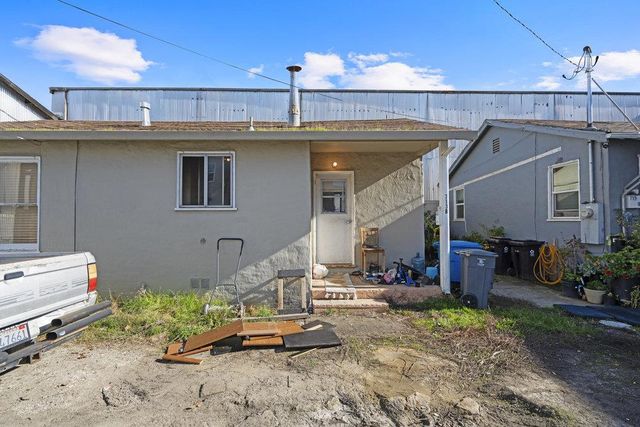 713 Sally Street, Hollister, CA 95023